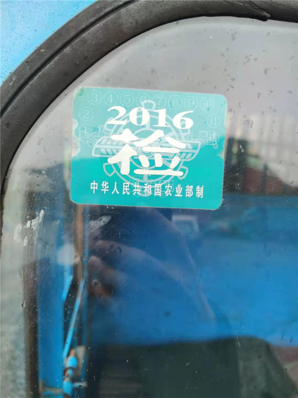 男子送儿子上学回来被车撞死,男子被学生撞倒后续