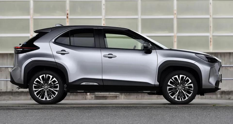 丰田雅力士国内最新款,丰田雅力士2020款落地价格