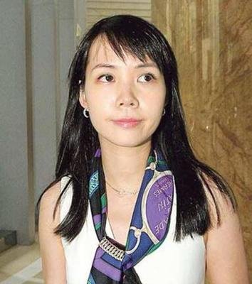 吕丽君离开刘銮雄后的结局,吕丽君亏了多少亿