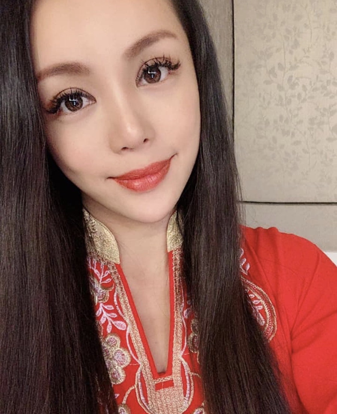 39岁林韦伶为双胞胎儿子语言迟缓忧心忡忡,长女患自闭症仍在治疗