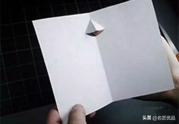 手工圣诞贺卡的做法非常简单,简单手工圣诞贺卡怎么做