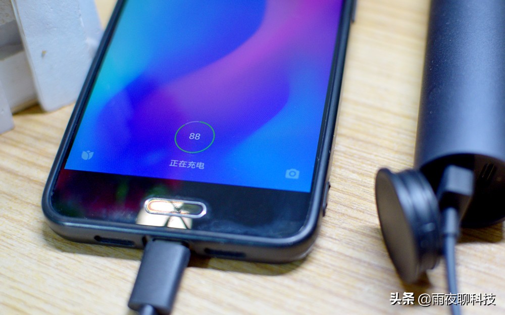 小米生态链强光手电筒,小米超亮手电筒