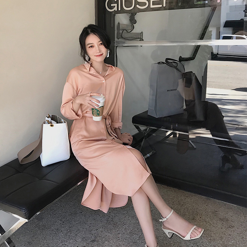 魅力网红连衣裙,显知性优雅,打造夏日迷人“砍男装”