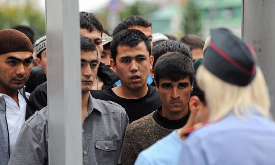 苏35战斗机是买俄罗斯的吗,俄罗斯交付了48架苏35战斗机