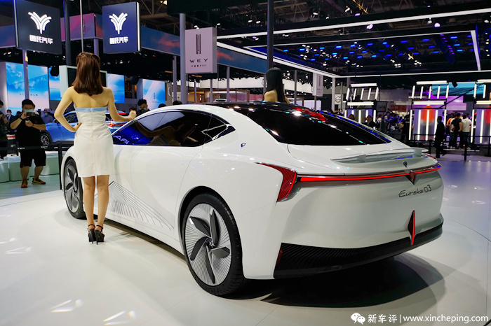 吉利星瑞和高尔夫8哪个更值得买,高尔夫和星瑞