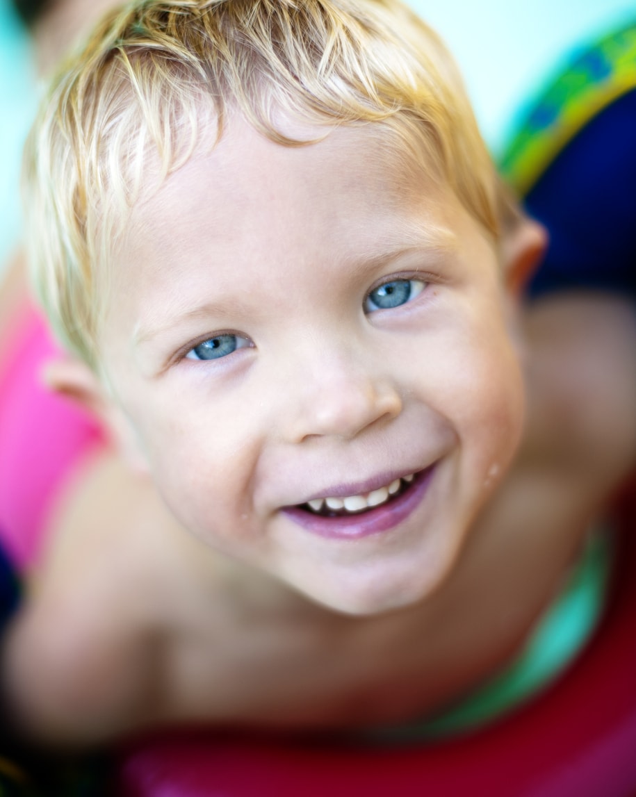 佳能50-1.4镜头值得买嘛,佳能50mm1.4镜头怎么样