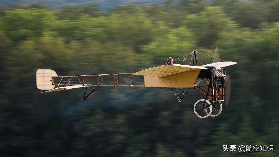 中国第一架香港飞机,一架从中国香港起飞的飞机