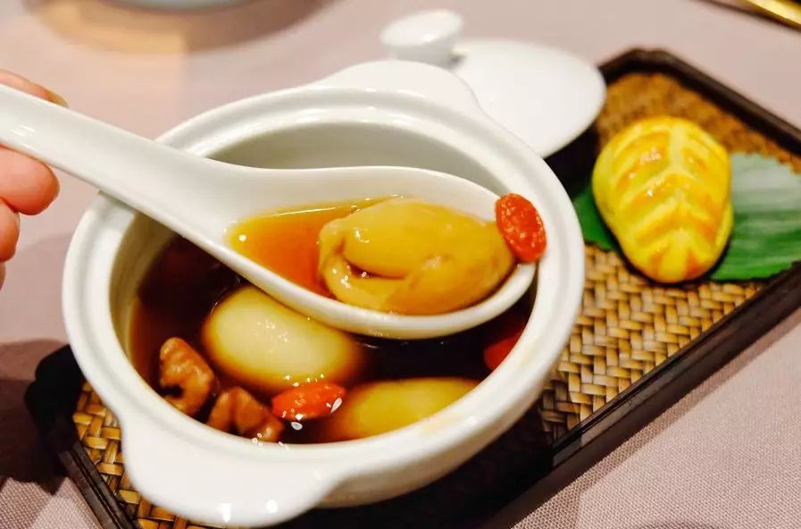 上海最贵的十大顶级餐厅排名,体验亚洲最贵的上海餐厅