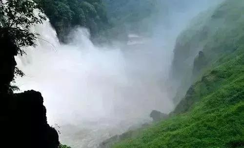最美的六大瀑布黄果树瀑布上榜,黄果树大瀑布宏伟壮观的美丽风景
