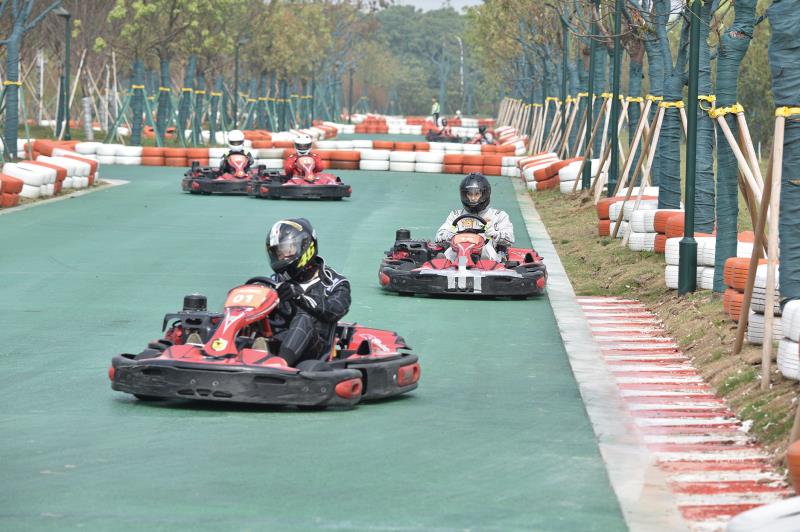 来飙车吧，兄弟！面积4万方的环球燃擎体育公园5.1盛大开园