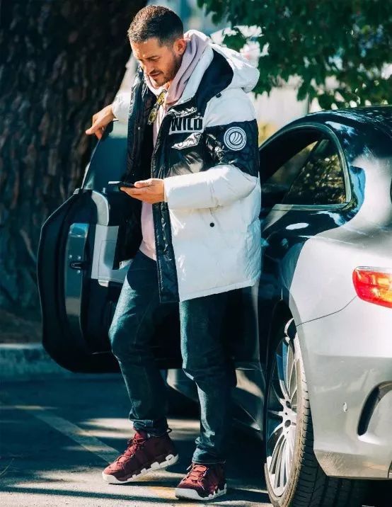 加拿大鹅和波司登哪个抗寒 (波司登羽绒服和加拿大鹅哪个好)