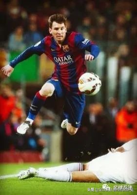 足球技战术训练全书怎么样,足球技战术训练及原则的理解