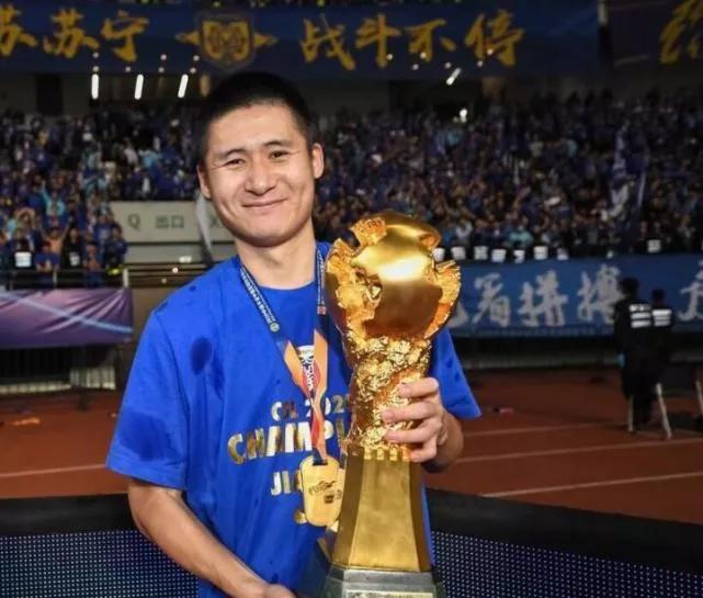 前江苏苏宁球员,中超苏宁解散球员去哪里了
