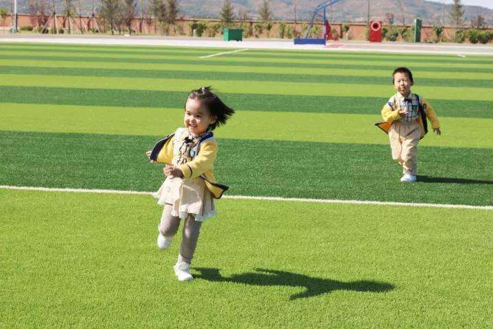 胎儿自然分娩有什么预兆,临产翻胎的正确方法