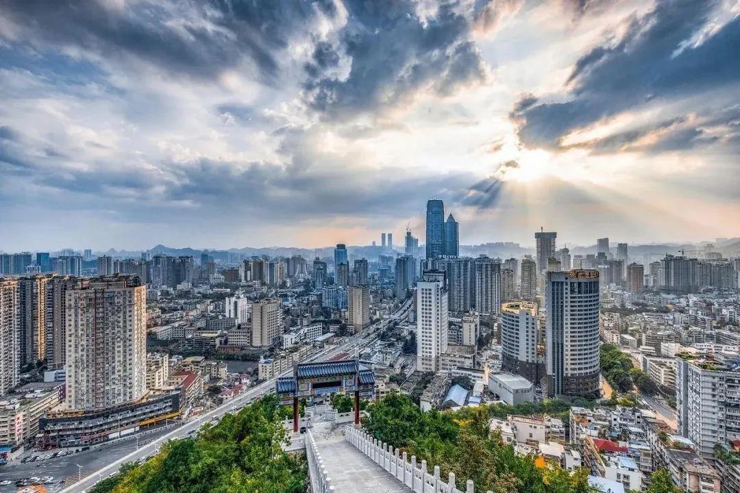 最新贵阳旅游攻略,高原最美旅游景点