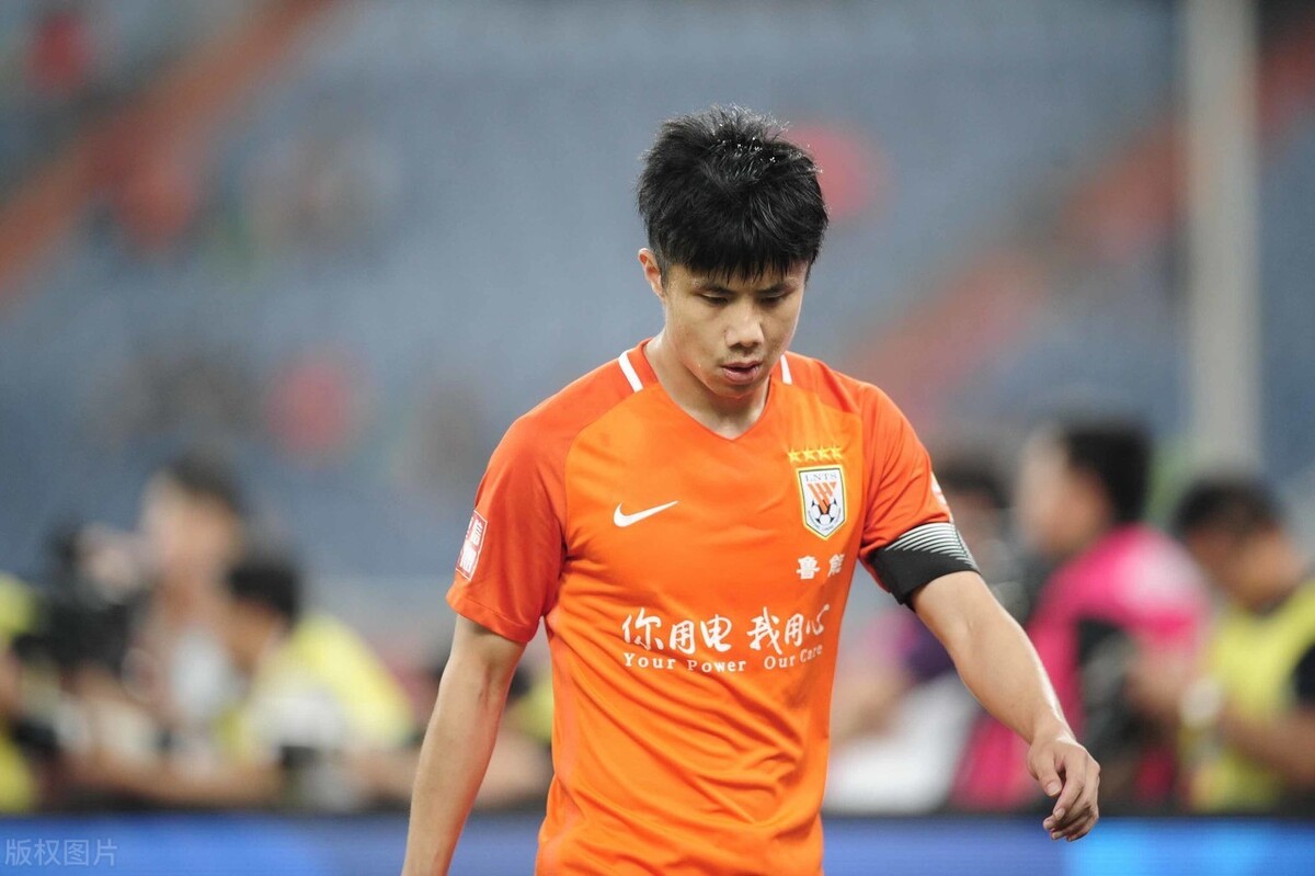 蒿俊闵是否离开鲁能,曝泰山队蒿俊闵伤情