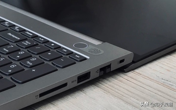 2021轻薄笔记本电脑推荐,性价比高的轻薄笔记本电脑2021