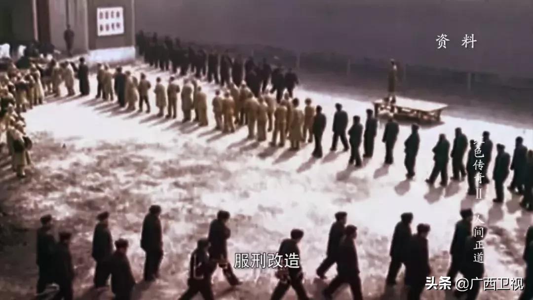 弟弟扮演哥哥卧底,弟弟当卧底