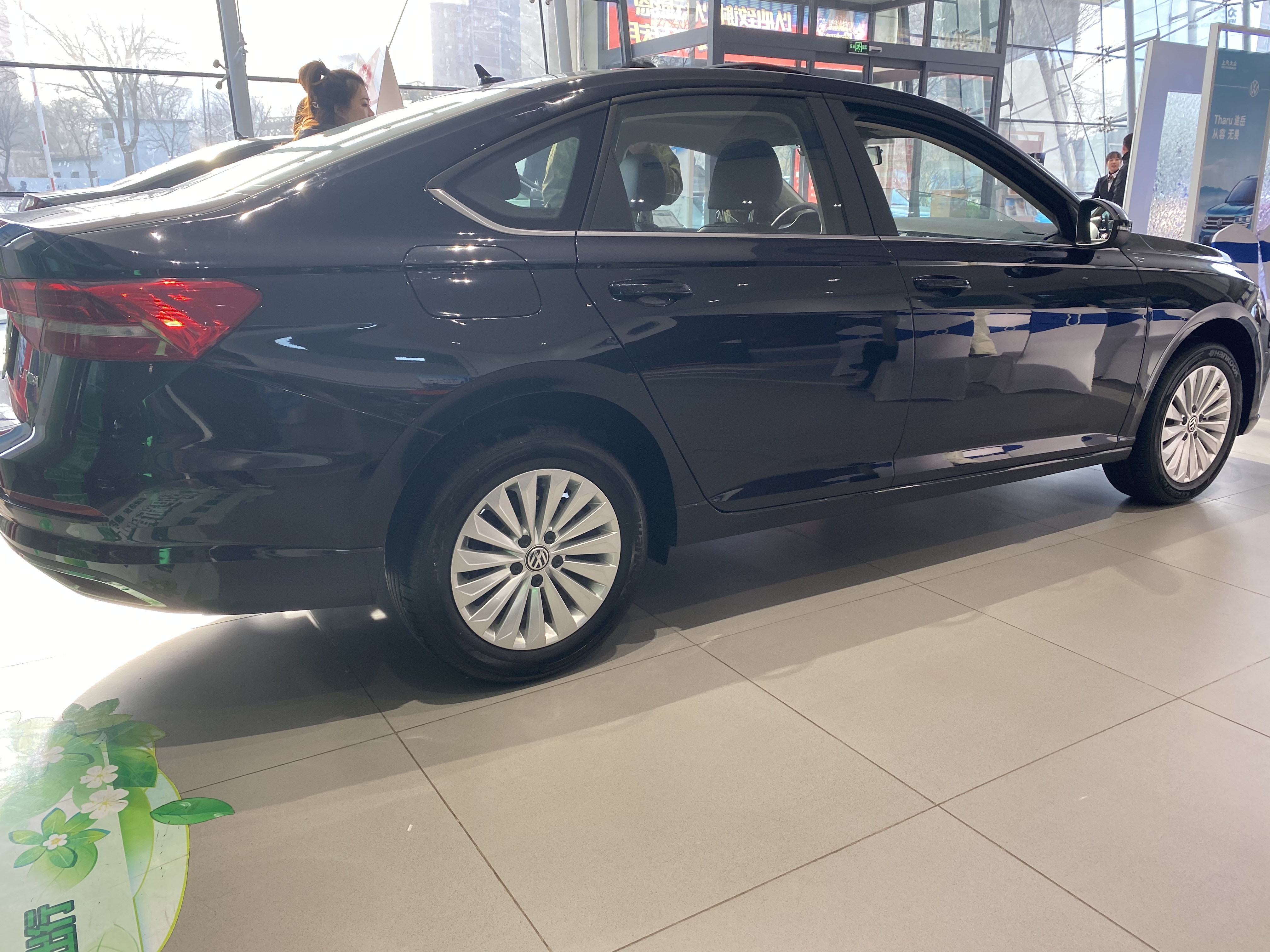 大众朗逸1.5l爬坡怎么样,朗逸自动视野版1.5l详细配置