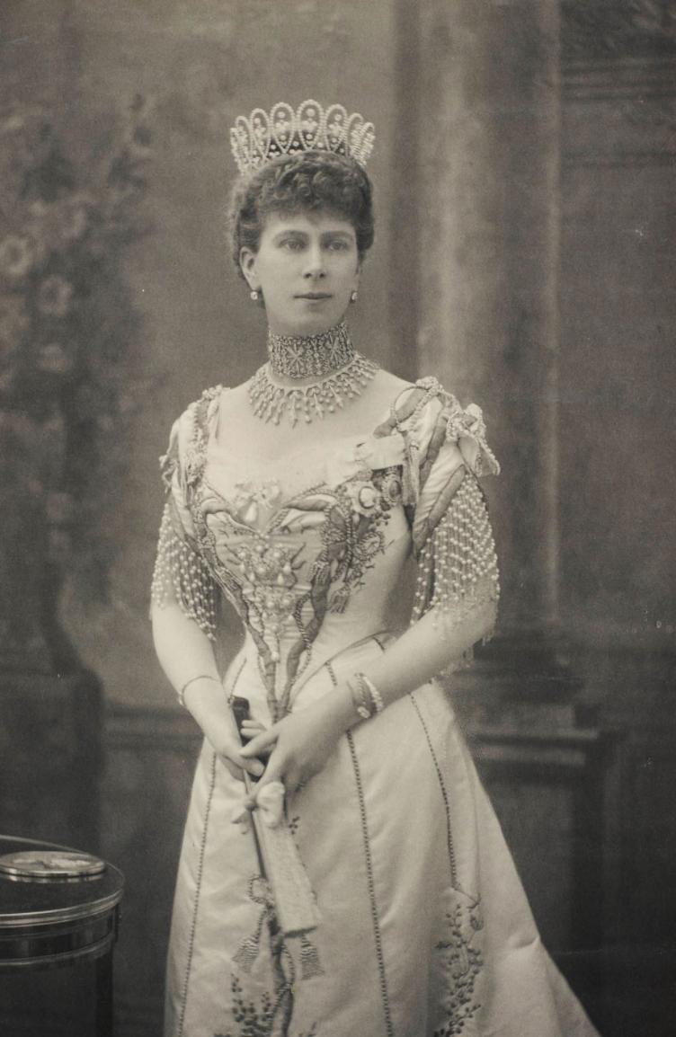 娃娃屋玩家,英国女王与玛丽王后