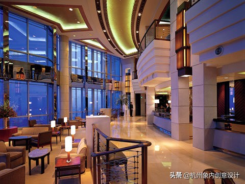 酒店酒馆区别,酒店里的酒吧