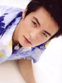 哪一首歌最能代替你的青春,哪首歌曲能代表你的青春