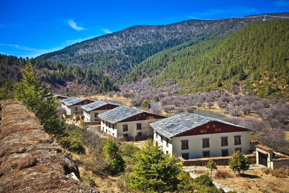 沿着茶马古道，走遍云南秘境中的悦榕庄