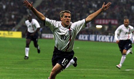 足球巅峰时的梅西和c罗,80后的足球记忆