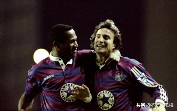 各大豪门球衣赞助商,最有纪念意义的足球球衣