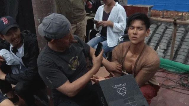 李现有没有腹肌,李现的真腹肌