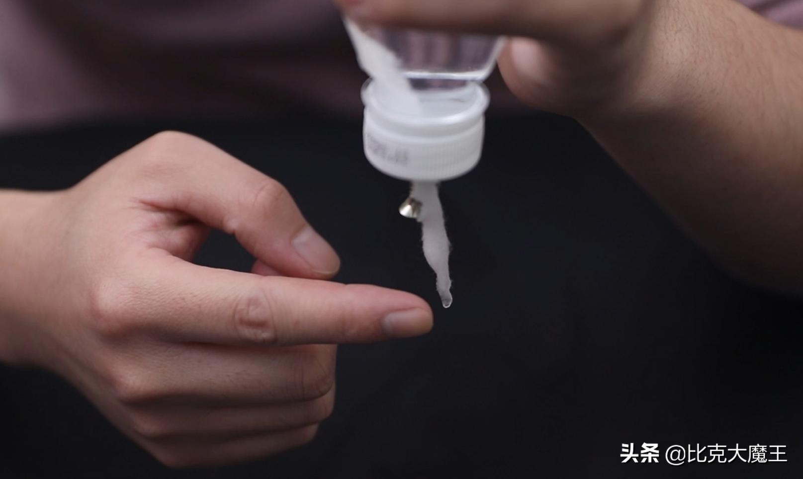 如何用塑料瓶做自动浇花神器,用塑料瓶做自动浇花器