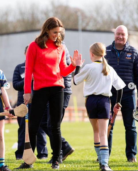 梅根闪亮登场,梅根退出王室后首秀