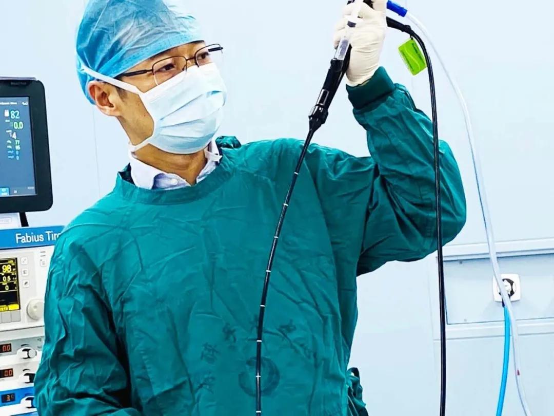 医生术后豪饮葡萄糖水引质疑抖音,医生术后豪饮葡萄糖遭质疑