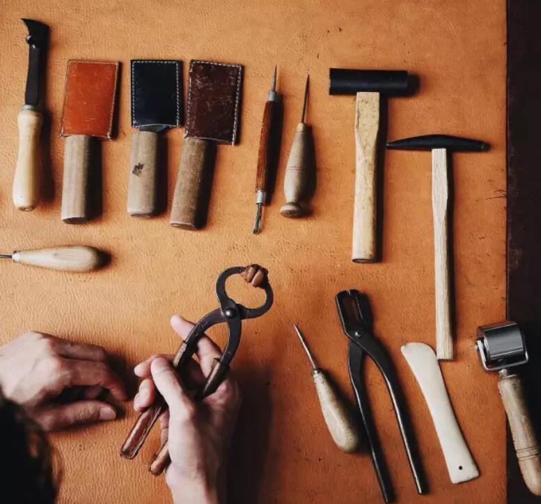 皮具界的苹果手机——土屋鞄，一开始居然就只想做书包