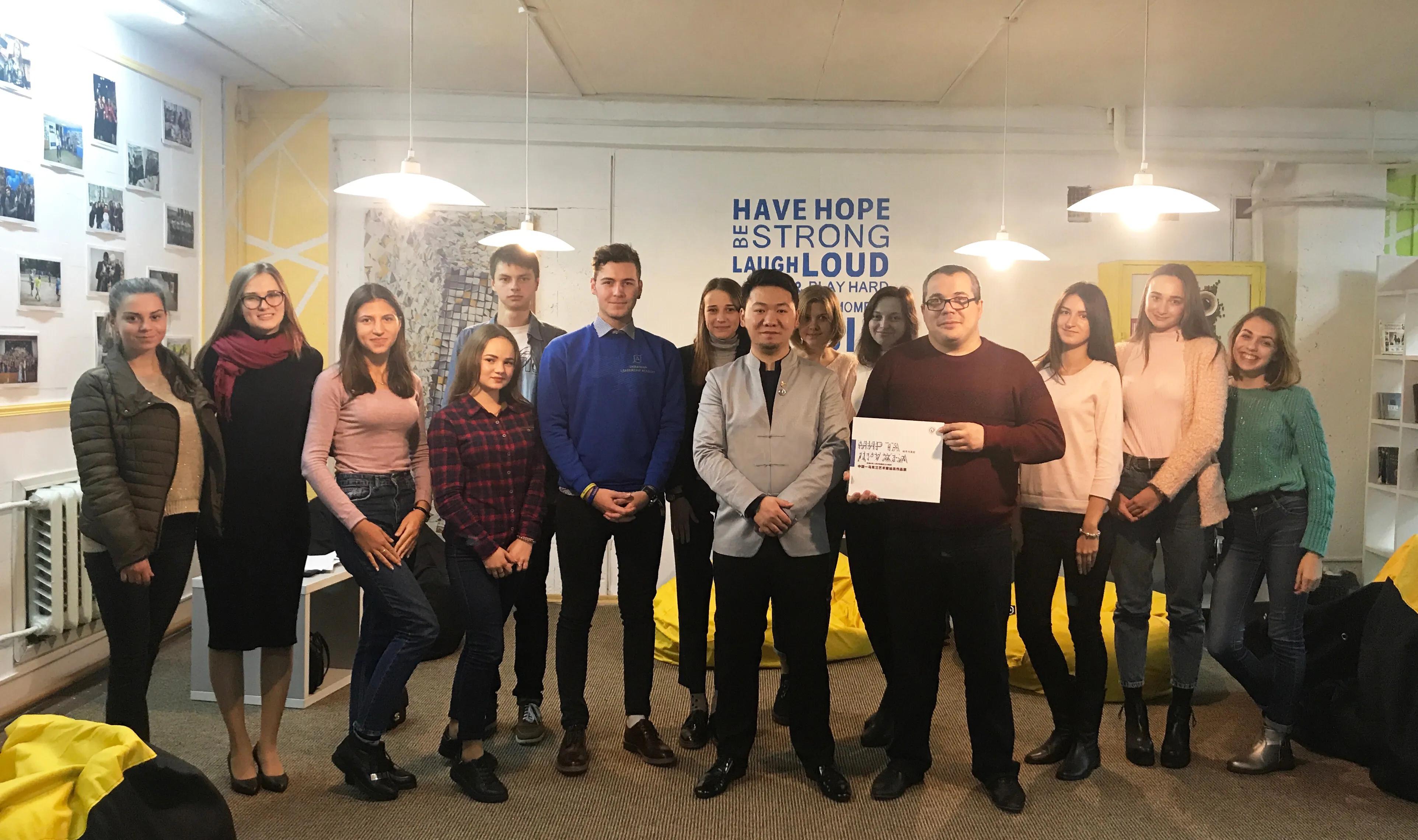 乌克兰100元能买到什么东西,乌克兰有那么多钱吗