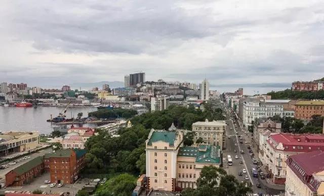 海参崴百万平方公里,俄罗斯海参崴有几个城市