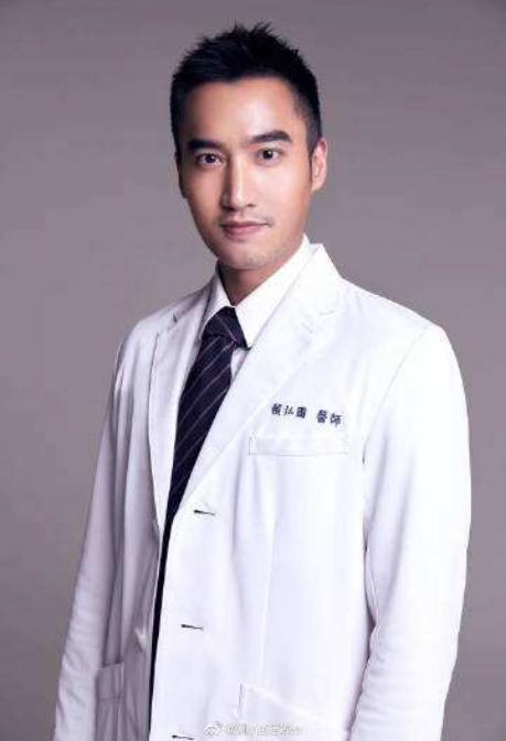 阿娇宣布离婚赖弘国回应,赖弘国与阿娇离婚后首露面