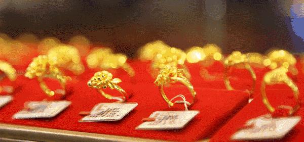 现在黄金那么贵可以买吗,哪些黄金建议不要买