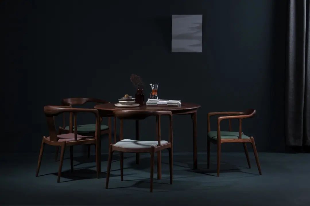 不懂这几点买二手房必踩坑,实木家具怎么买才不被坑