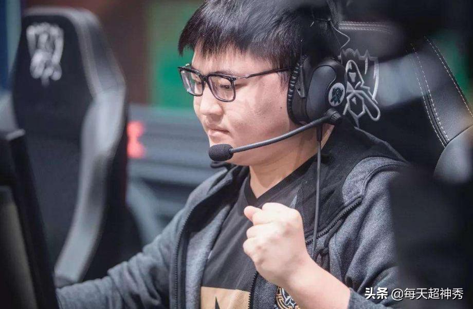 ig鍏ㄩ槦纰板埌uzi,鍚寸鐪媗pl姣旇禌