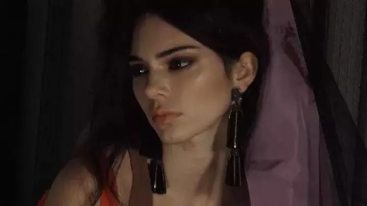 鸡米说封面 | 二月Vogue封面大赏，美国英国水平大跌！没眼看