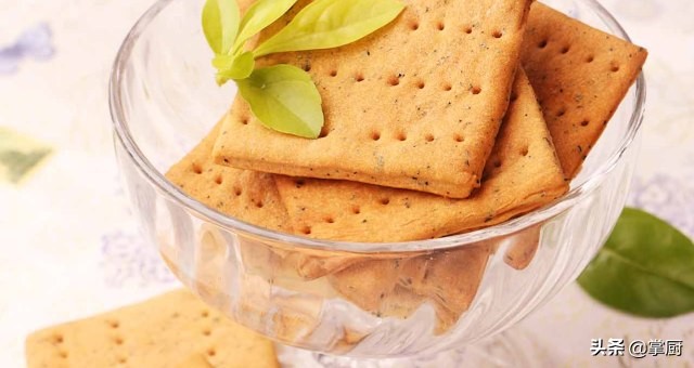 原味苏打饼干做法步骤,苏打饼干的无黄油做法视频教学