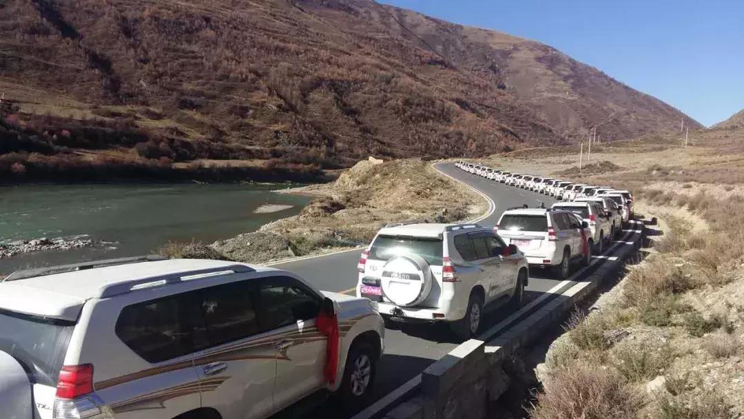 七八月份自驾川藏线路线图,川藏线七八月雨季包括哪些地方