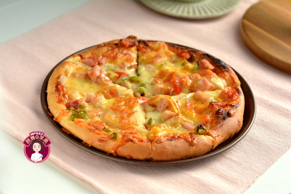 自制披萨的家常做法不用揉面,水果披萨的家常做法平底锅揉面