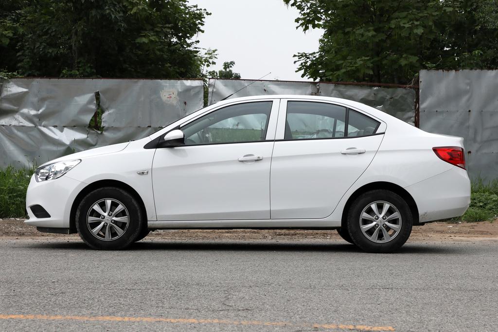 2万块钱手动挡练手车,预算2万的二手车练手