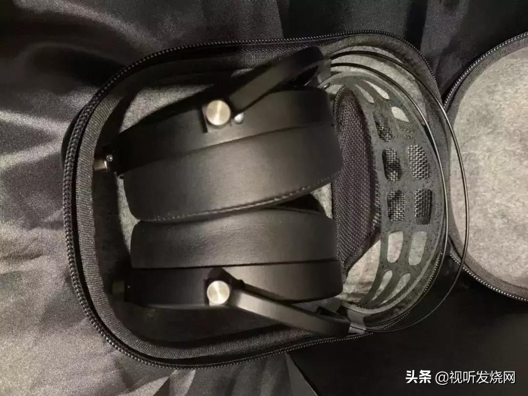直推流行大耳MrspeakersEther2开箱简评