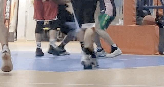 uaspawn2恩比德2代,安德玛恩比德比赛spawn2