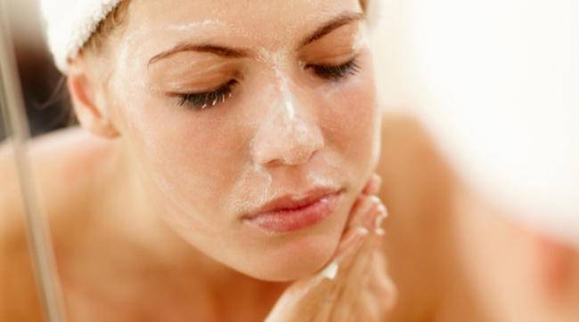 祛痘印不淡化黑色素,祛痘印长期不褪色