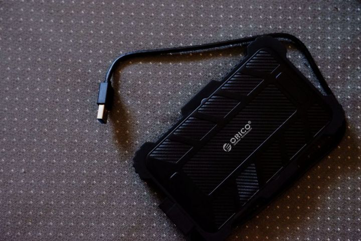 人生初体验之orico25寸三防硬盘盒,orico硬盘盒优缺点