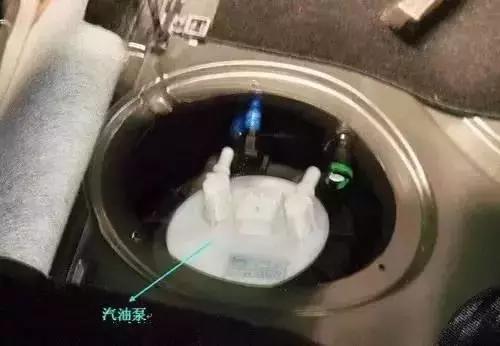 汽车发动机舱图标功能图解,发动机舱不常用部件图解